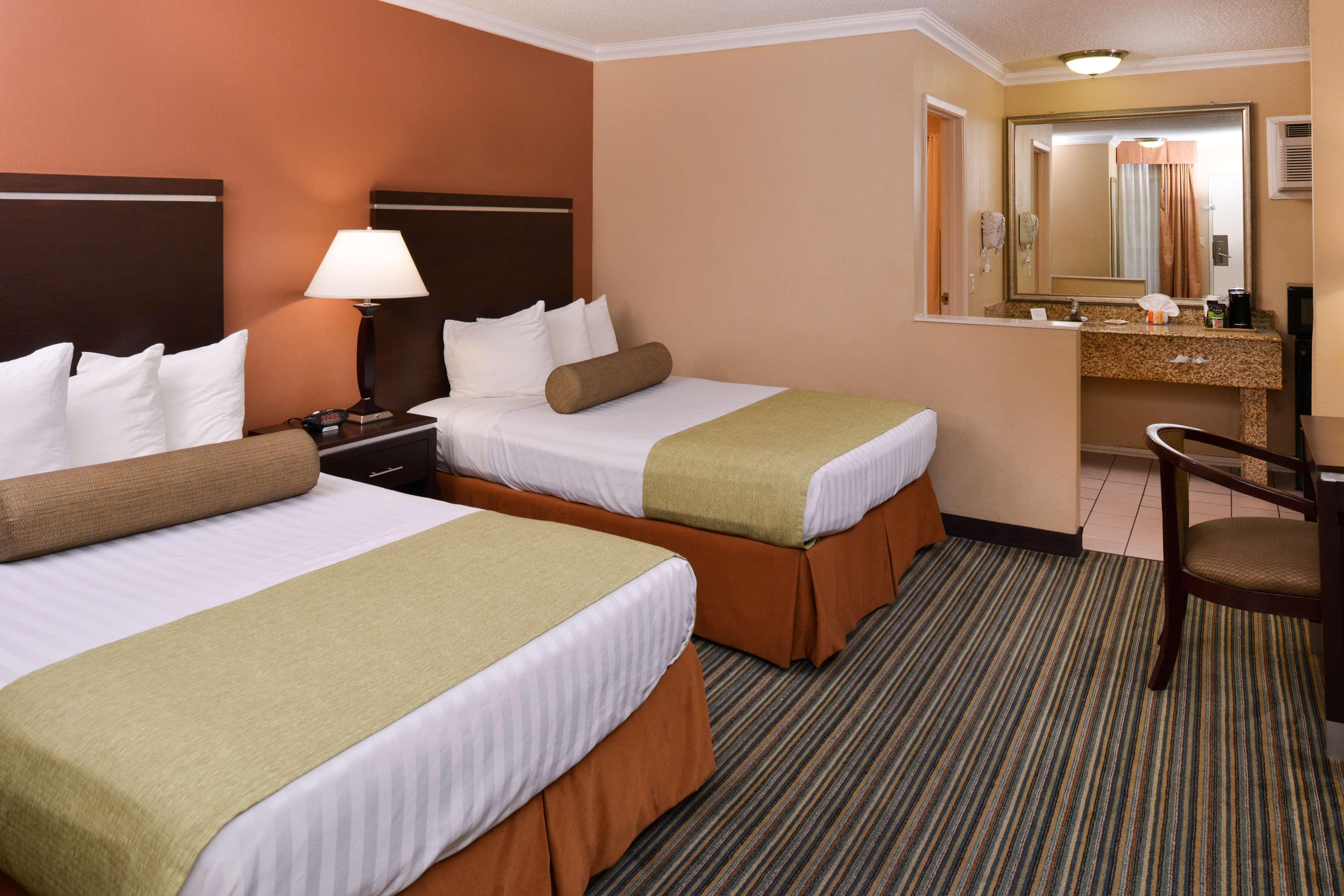 Best Western Courtesy Inn Hotel - Anaheim Resort At The Park Kültér fotó