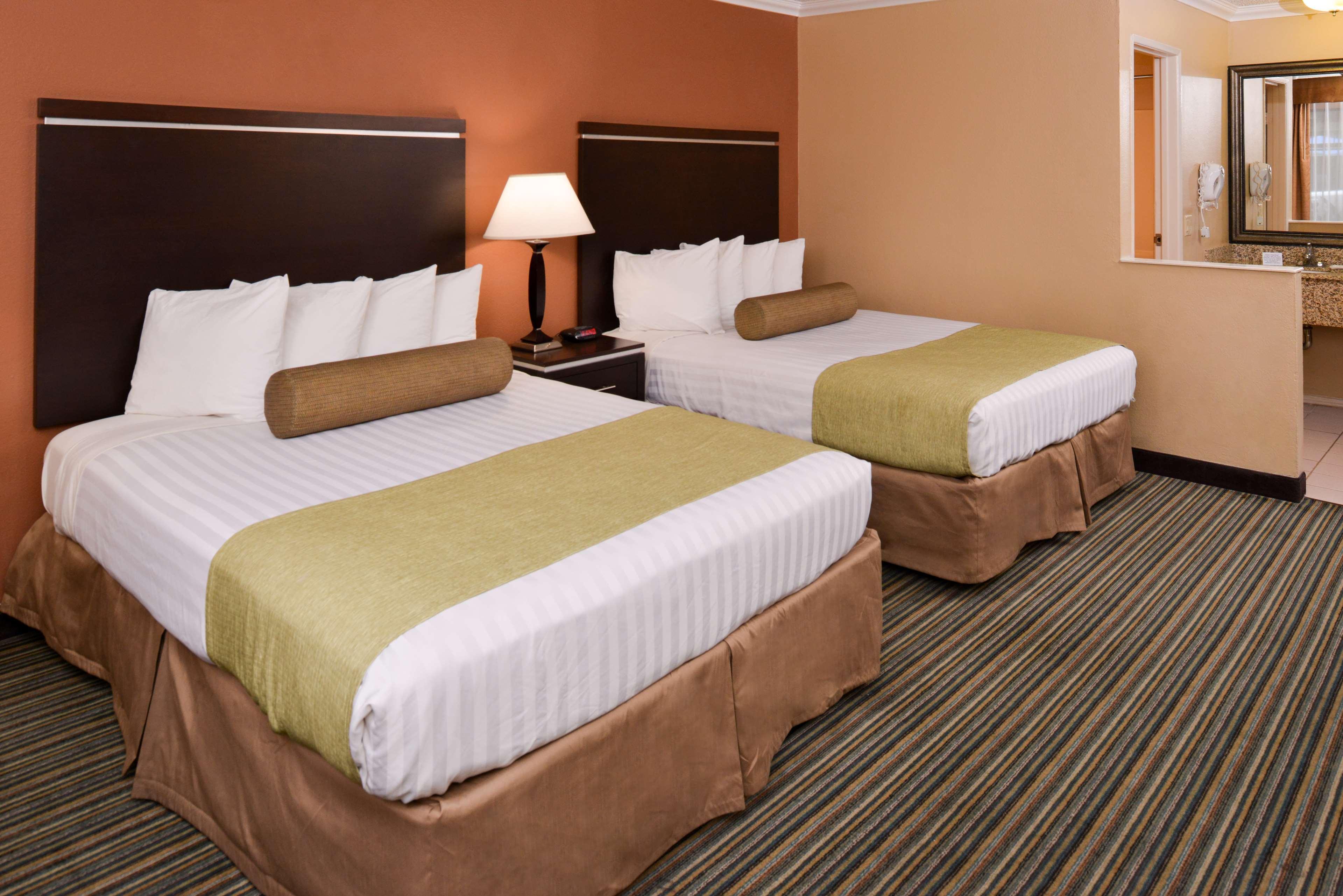 Best Western Courtesy Inn Hotel - Anaheim Resort At The Park Kültér fotó