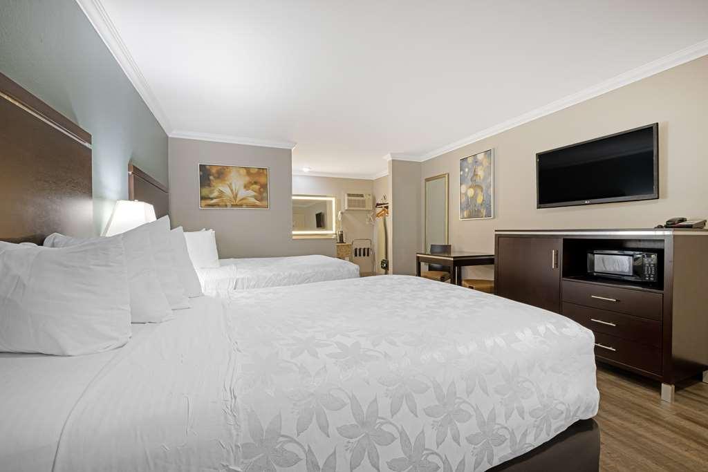 Best Western Courtesy Inn Hotel - Anaheim Resort At The Park Szoba fotó