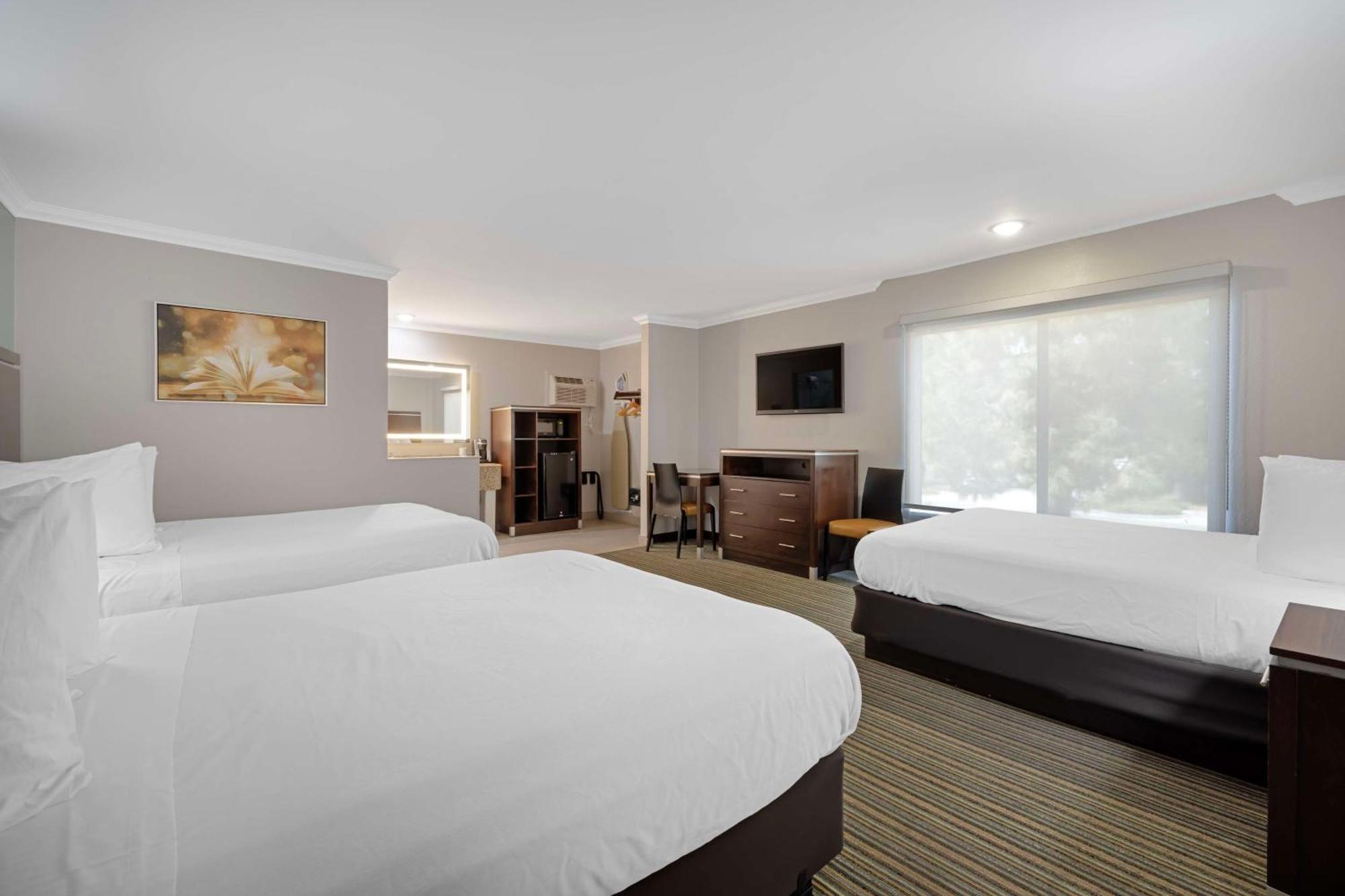 Best Western Courtesy Inn Hotel - Anaheim Resort At The Park Kültér fotó