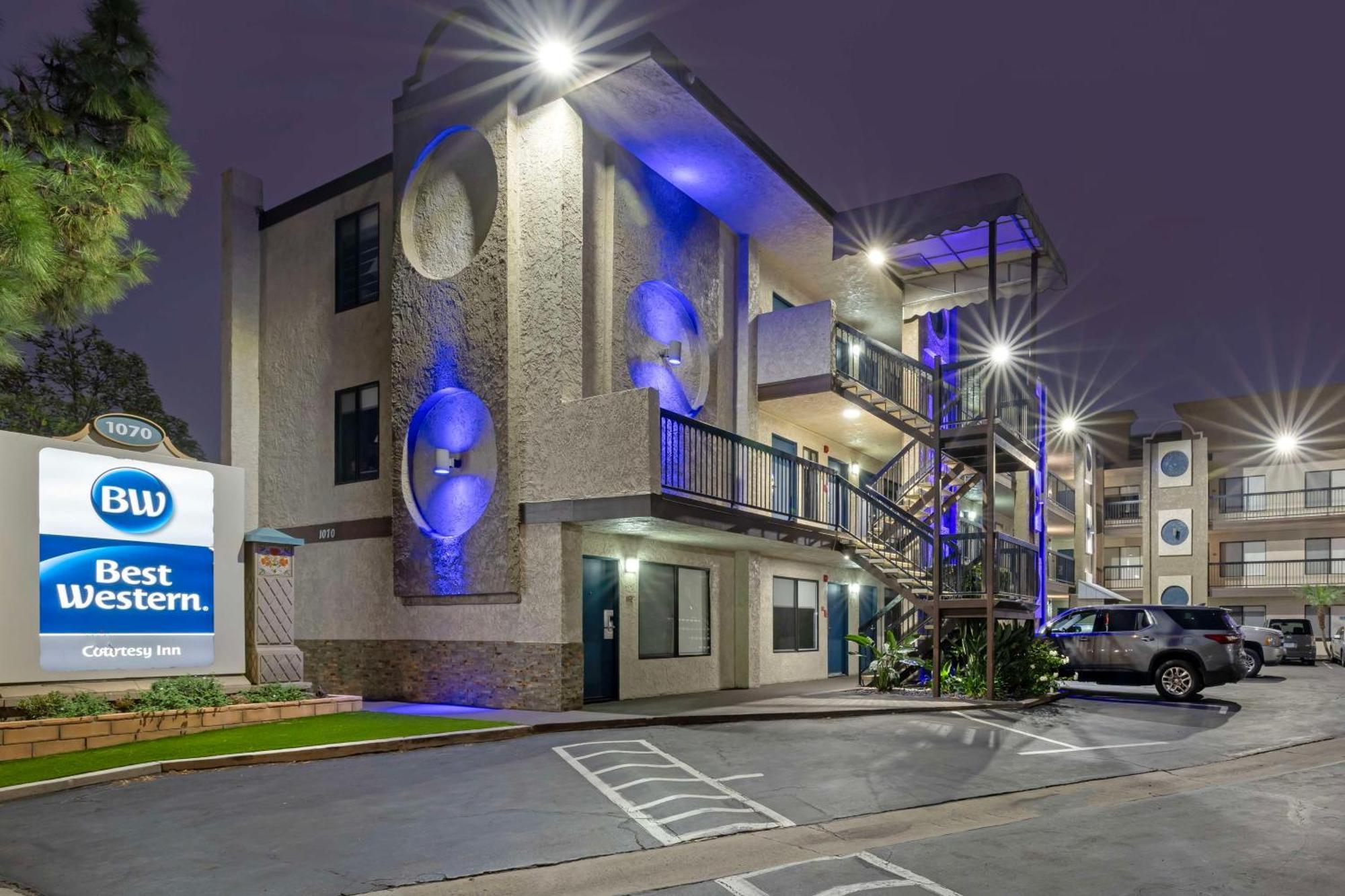 Best Western Courtesy Inn Hotel - Anaheim Resort At The Park Kültér fotó