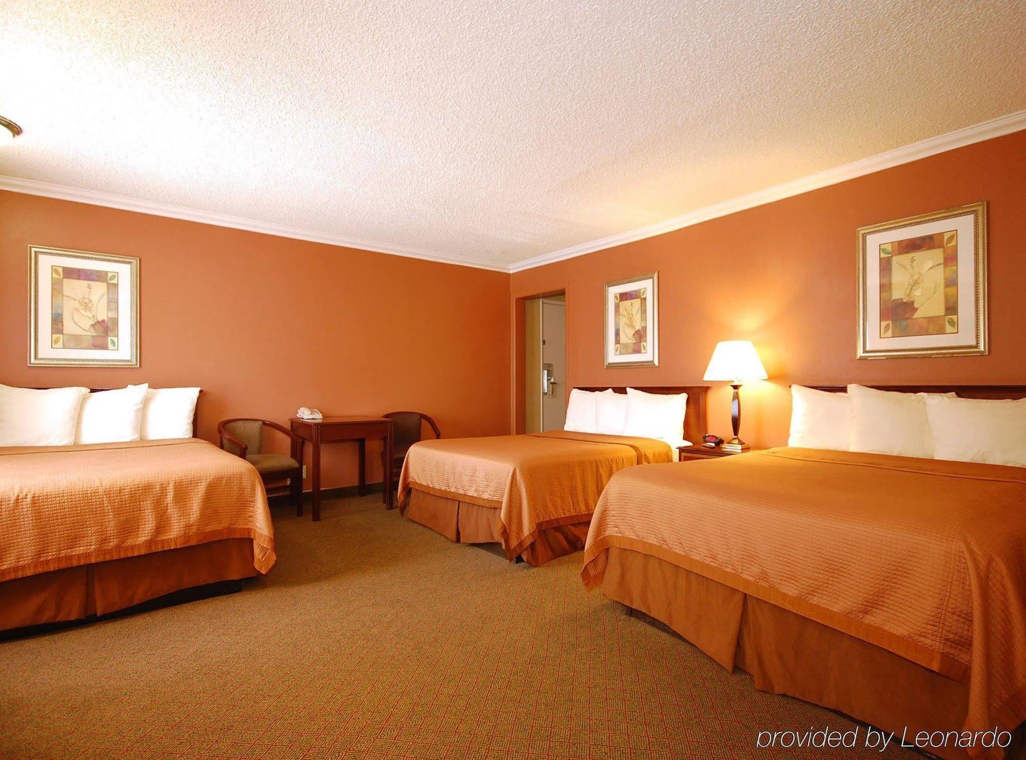 Best Western Courtesy Inn Hotel - Anaheim Resort At The Park Szoba fotó